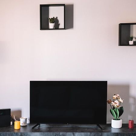 Giro Nel Mondo Apartments Catania Bagian luar foto