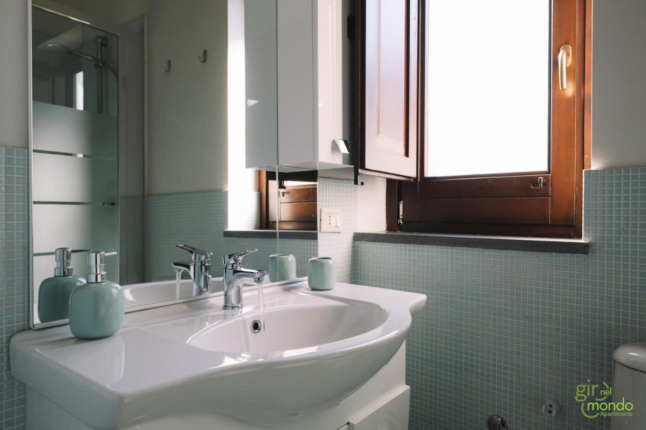 Giro Nel Mondo Apartments Catania Bagian luar foto